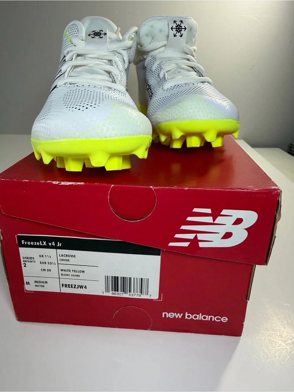 New Balance FreezeLX4 Jr WhitenYellow Lacrosse Cleats Boys Size 2 New